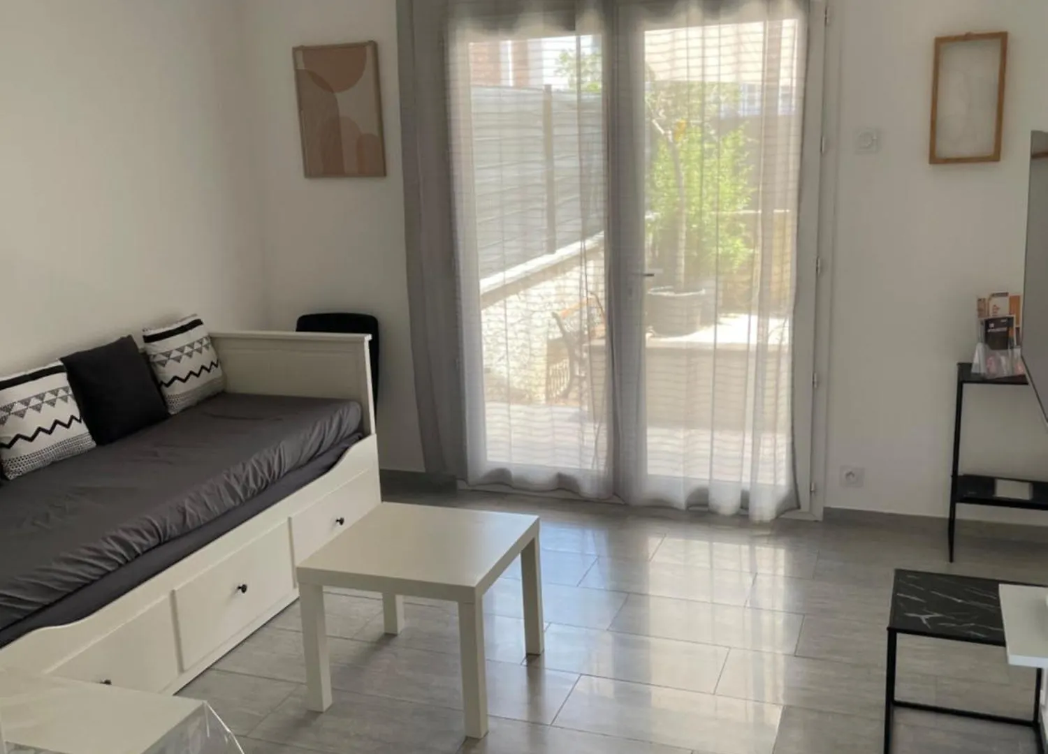Apartment Appartement T2 Avec Terrasse Et Cour Cavaillon