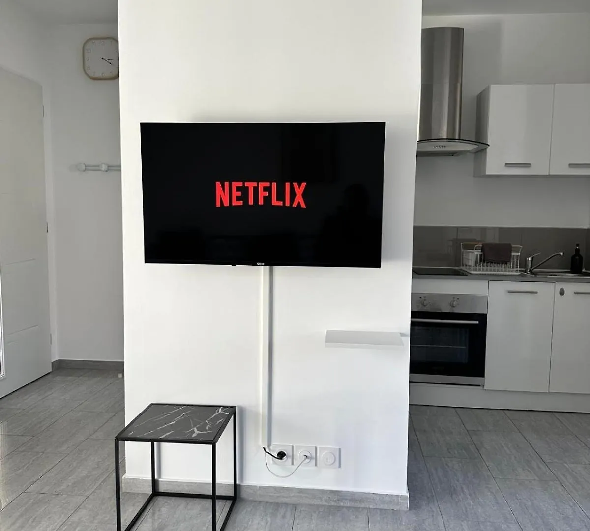 Apartment Appartement T2 Avec Terrasse Et Cour Cavaillon France
